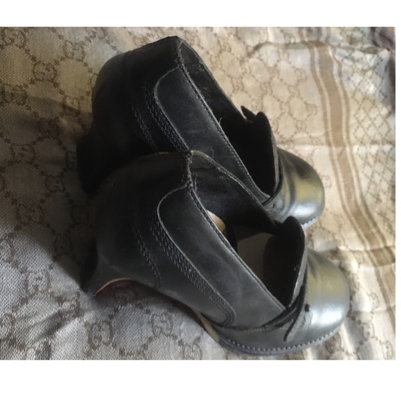 DIESEL ‘Dottie’ Round Closed Toe Red Bottoms Leather Classic Retro Black Pumps 3 - Picture 4 of 8